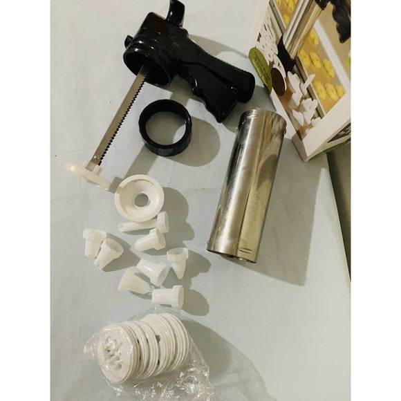 COOKS WORKS Cookie Press & 8 Pc Icing Set Stainless steel - Picture 3 of 4